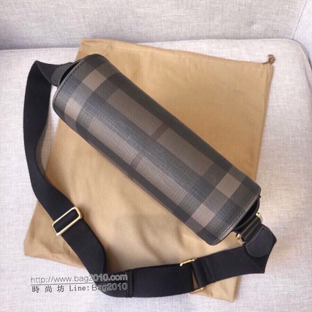 Burberry專櫃新款男包 巴寶莉原廠PVC蘭格男士斜挎包  db1037